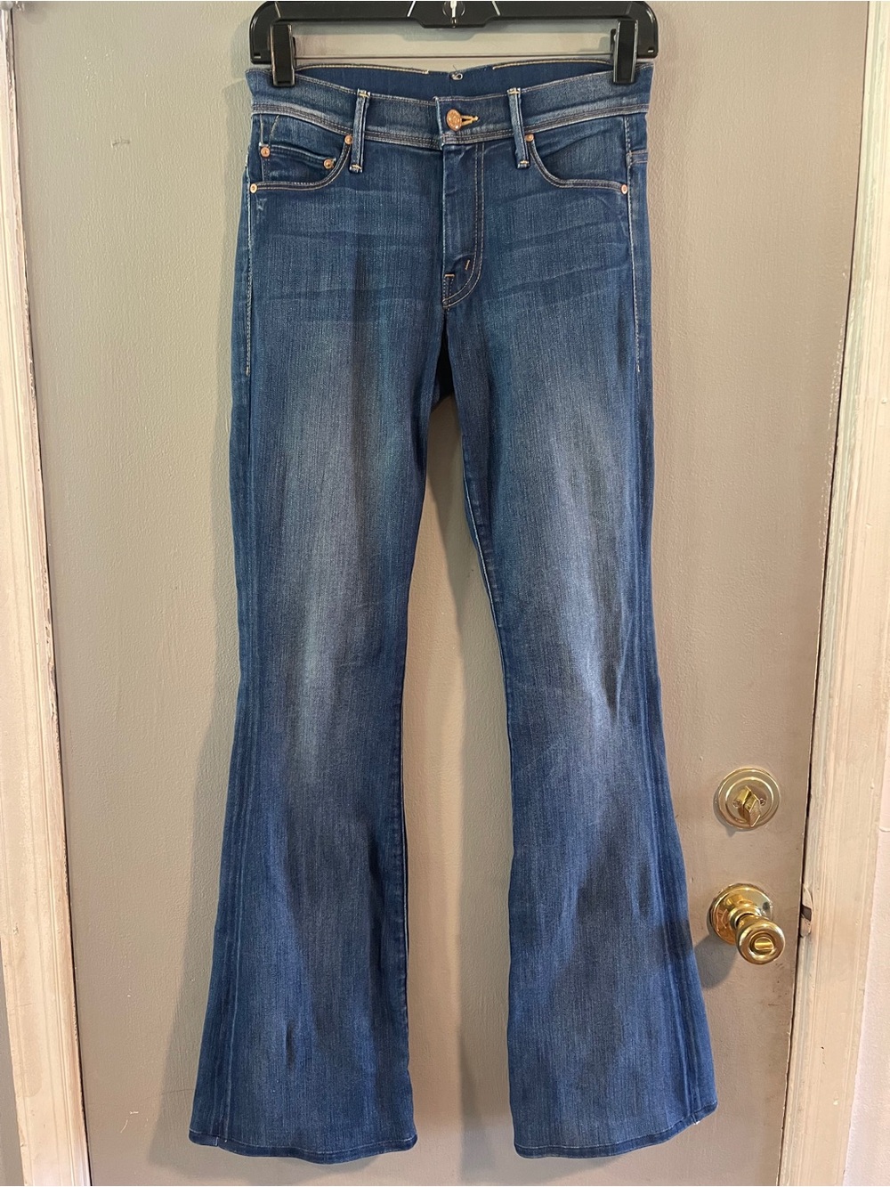 MOTHER The Cruiser Flare Jeans Devil in a Blue Suit Size 26